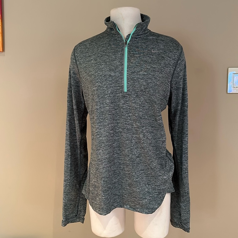Nike 1/4 zip long sleeve running top